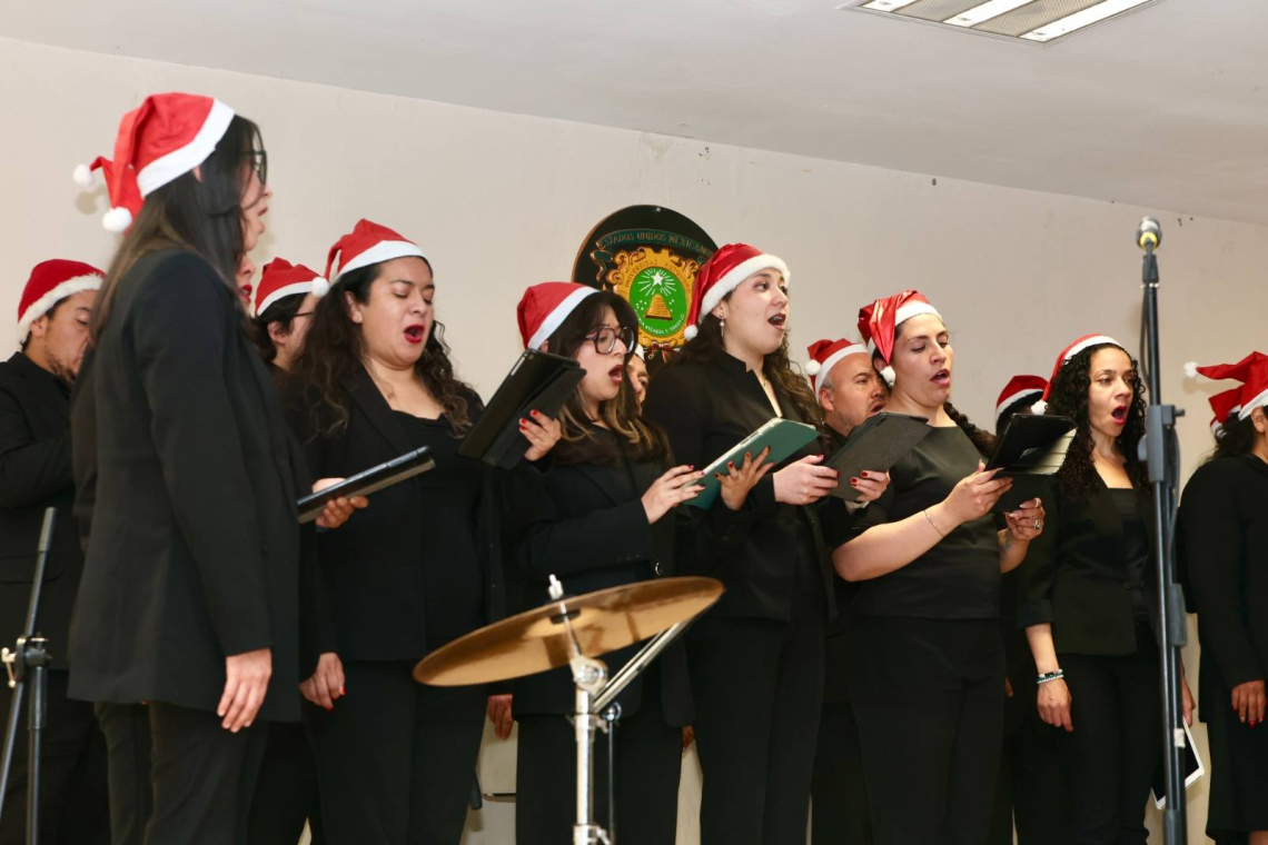  Con “Ecos de Navidad”, la UAEMéx lleva arte coral al Centro Universitario Texcoco 