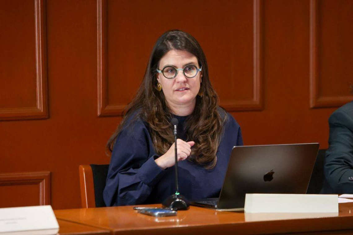  Las personas importan más que las cosas, afirmó en la UAEMéx Alexandra Haas, directora ejecutiva de OXFAM México.