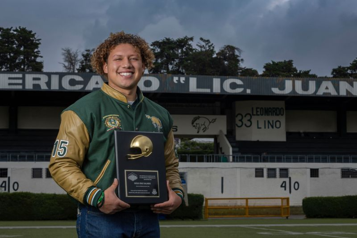 Reconocen a jugador de Potros Salvajes de la UAEMéx,  Diego Díaz Galindo, con el Casco de Oro 2025 