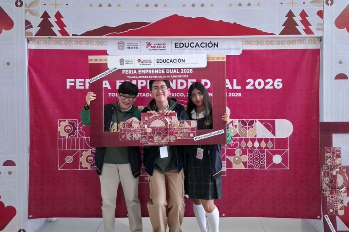  Ganan estudiantes de UAEMéx primer lugar en Feria Emprende-Dual 2026 con aplicación de orientación vocacional