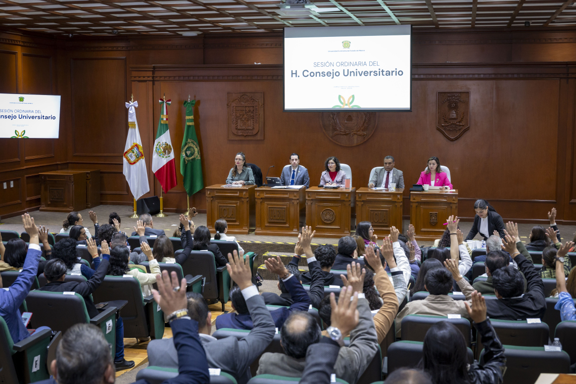 Más de 57 mil universitarios deciden en qué invertir recursos de la UAEMéx