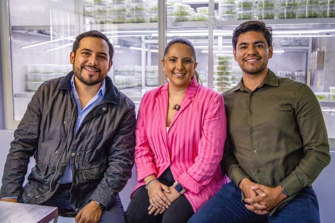  Egresados de la UAEMéx unen ciencia y  emprendimiento para transformar la biotecnología