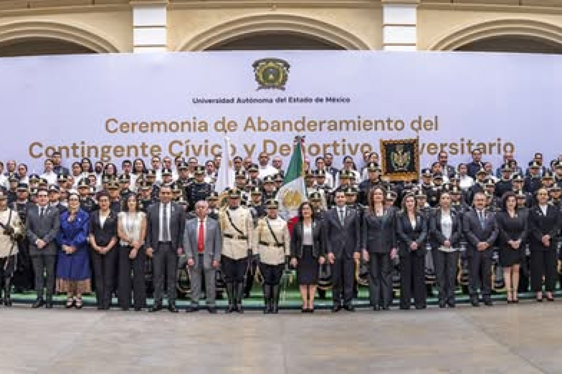 A 70 años, el Contingente Cívico y Deportivo Universitario de la UAEMéx hace historia con su primera comandanta